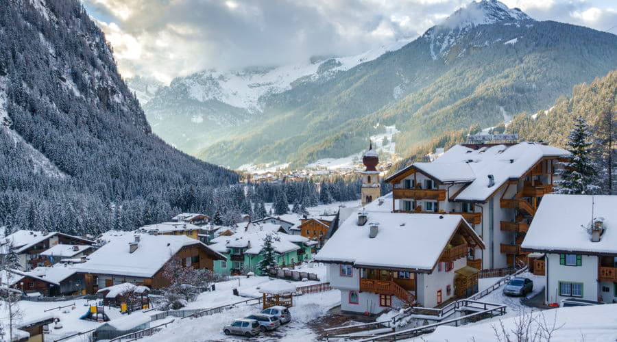 Najlepsze opcje wynajmu samochodów w Campitello di Fassa